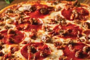 pepperoni sausage pizza